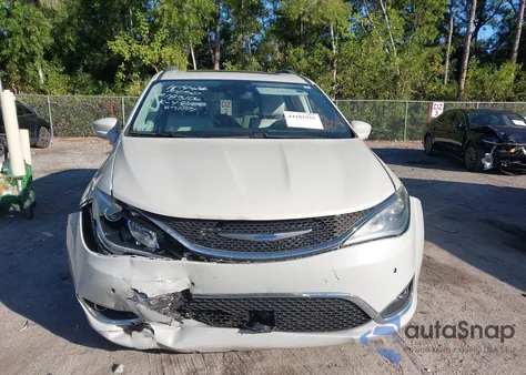 2019 Chrysler Pacifica Touring L Plus z USA, uszkodzony, nr VIN 2C4RC1EG1KR721771